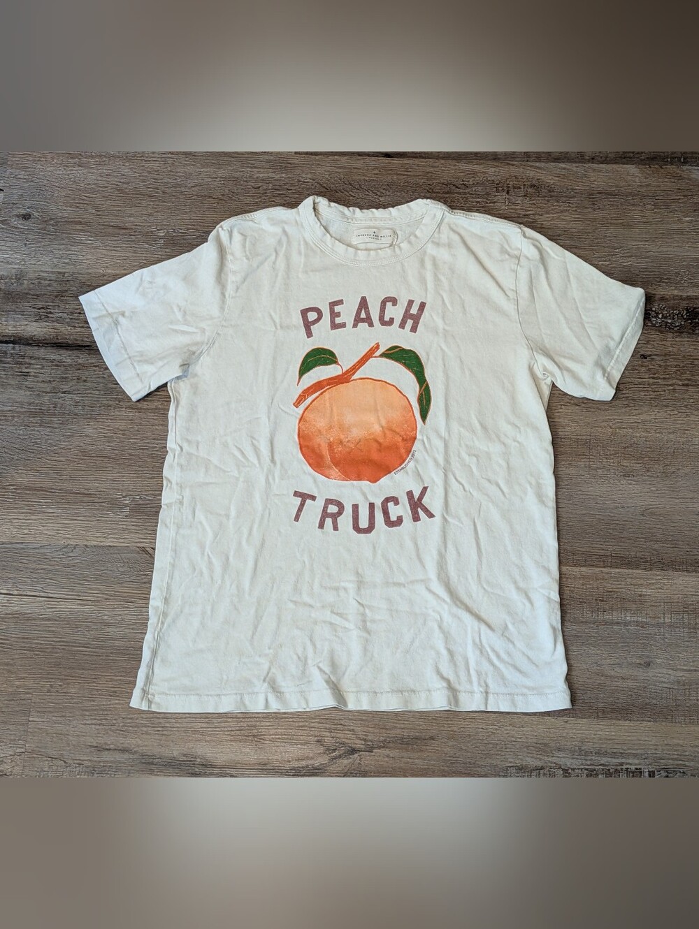 Imogene + Willie Peach truck tee unisex Size Medium